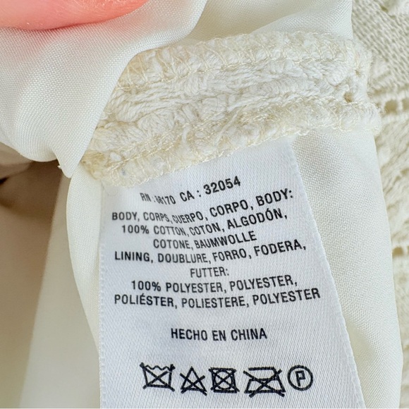 Anthropologie Dolce Vita Mid Rise Boho Ivory Crochet Lace Shorts Size 14 Festive - Picture 10 of 10